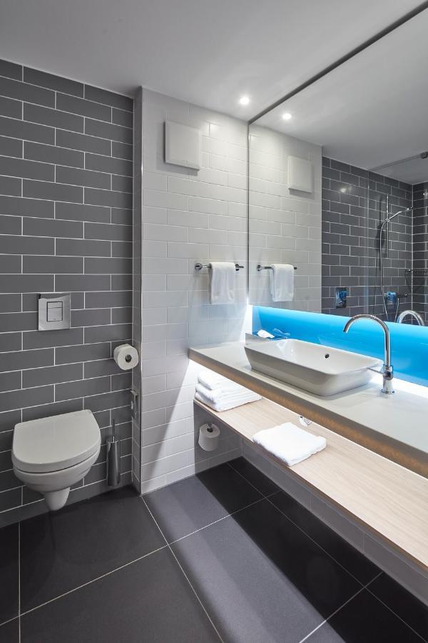 Holiday Inn Express - Merzig By Ihg Bagian luar foto