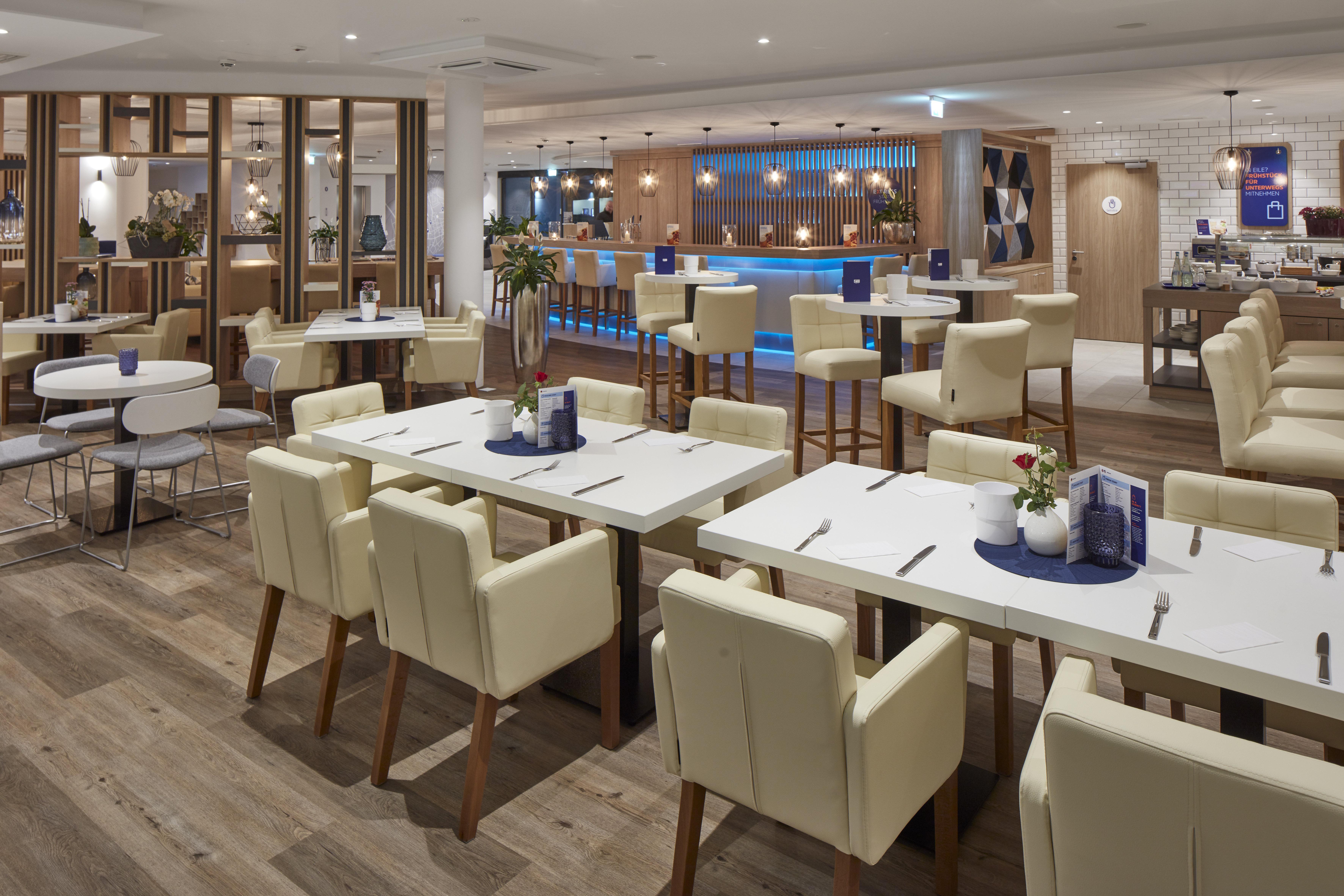 Holiday Inn Express - Merzig By Ihg Bagian luar foto
