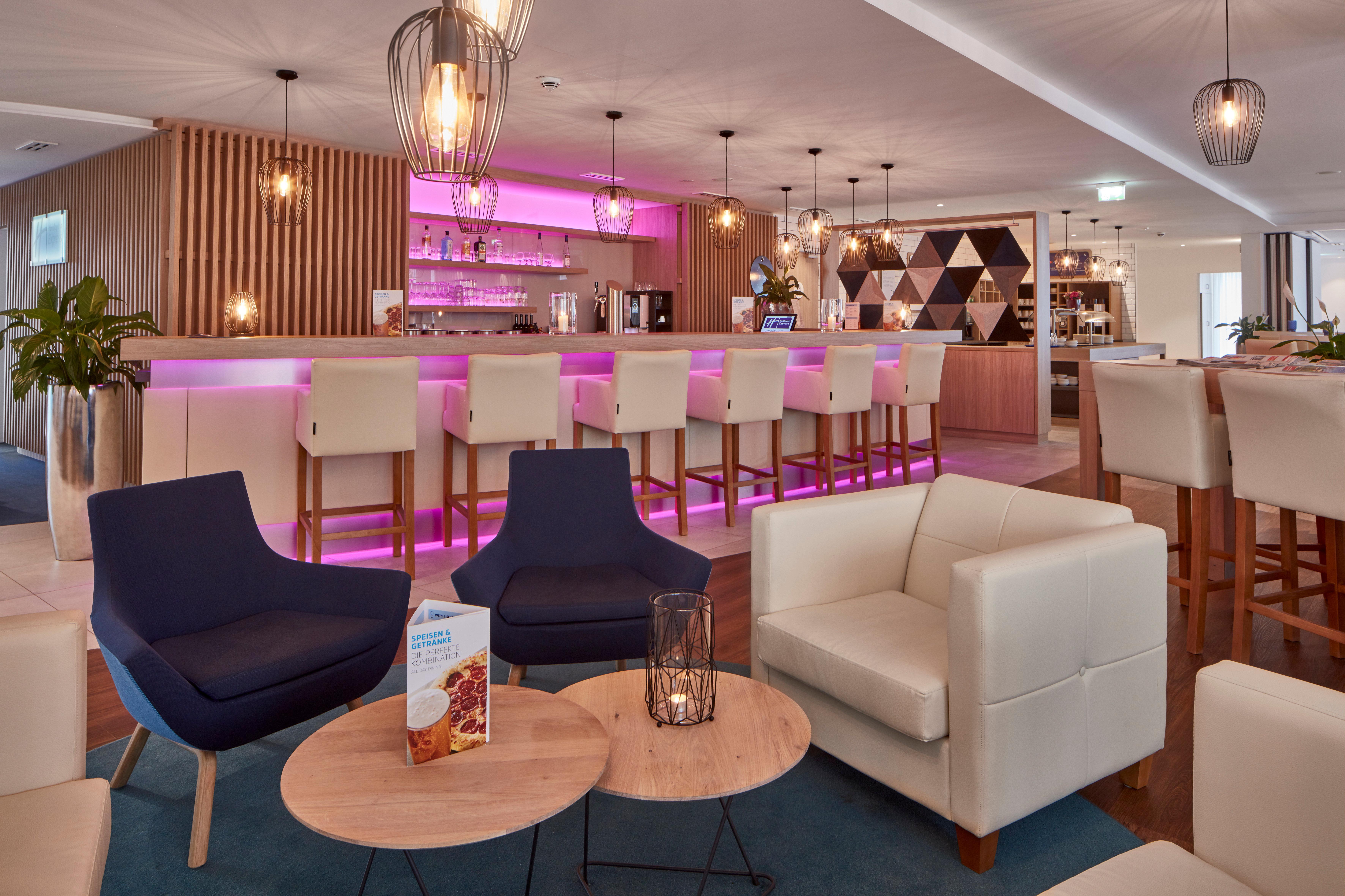 Holiday Inn Express - Merzig By Ihg Bagian luar foto