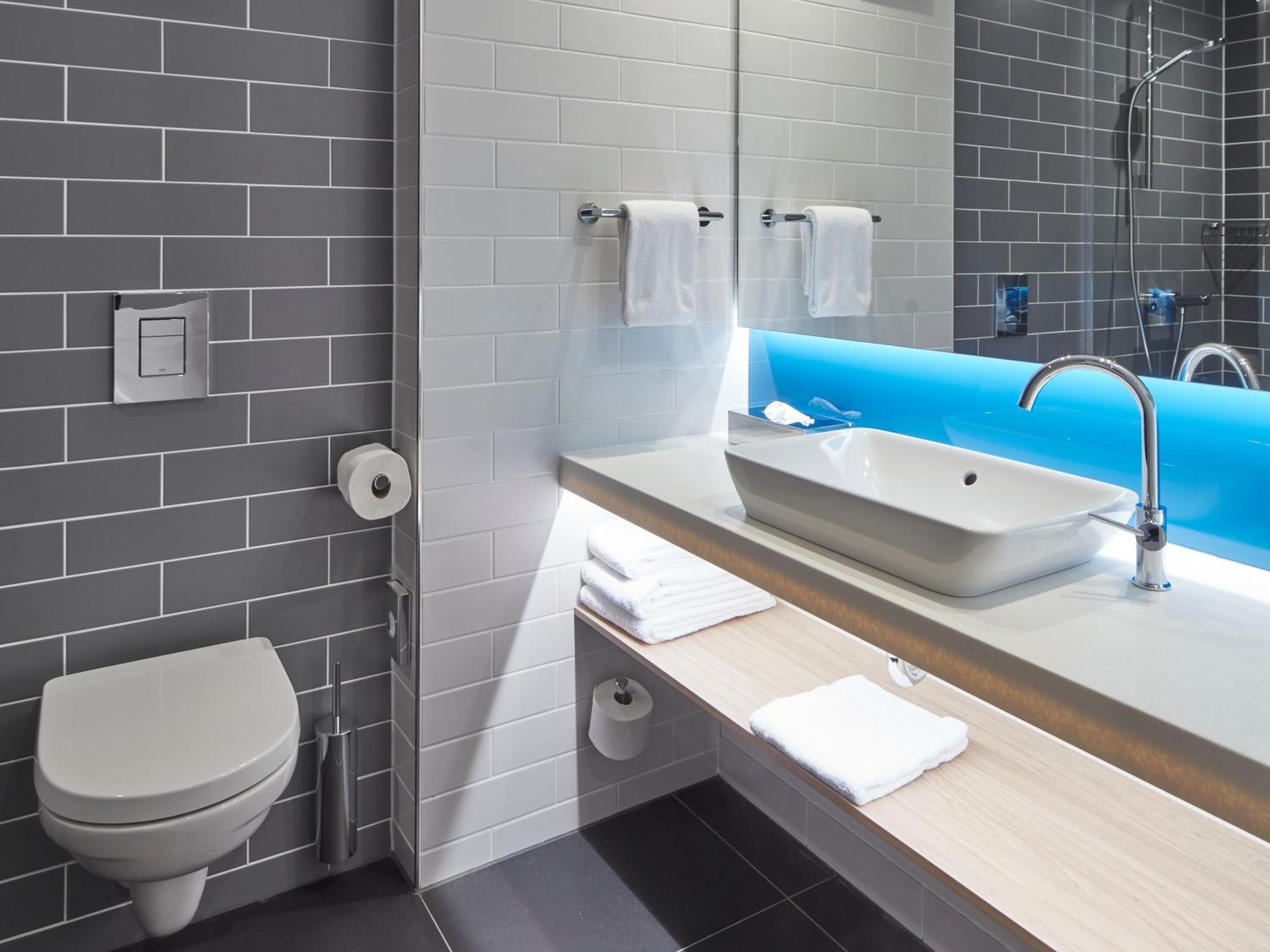Holiday Inn Express - Merzig By Ihg Bagian luar foto